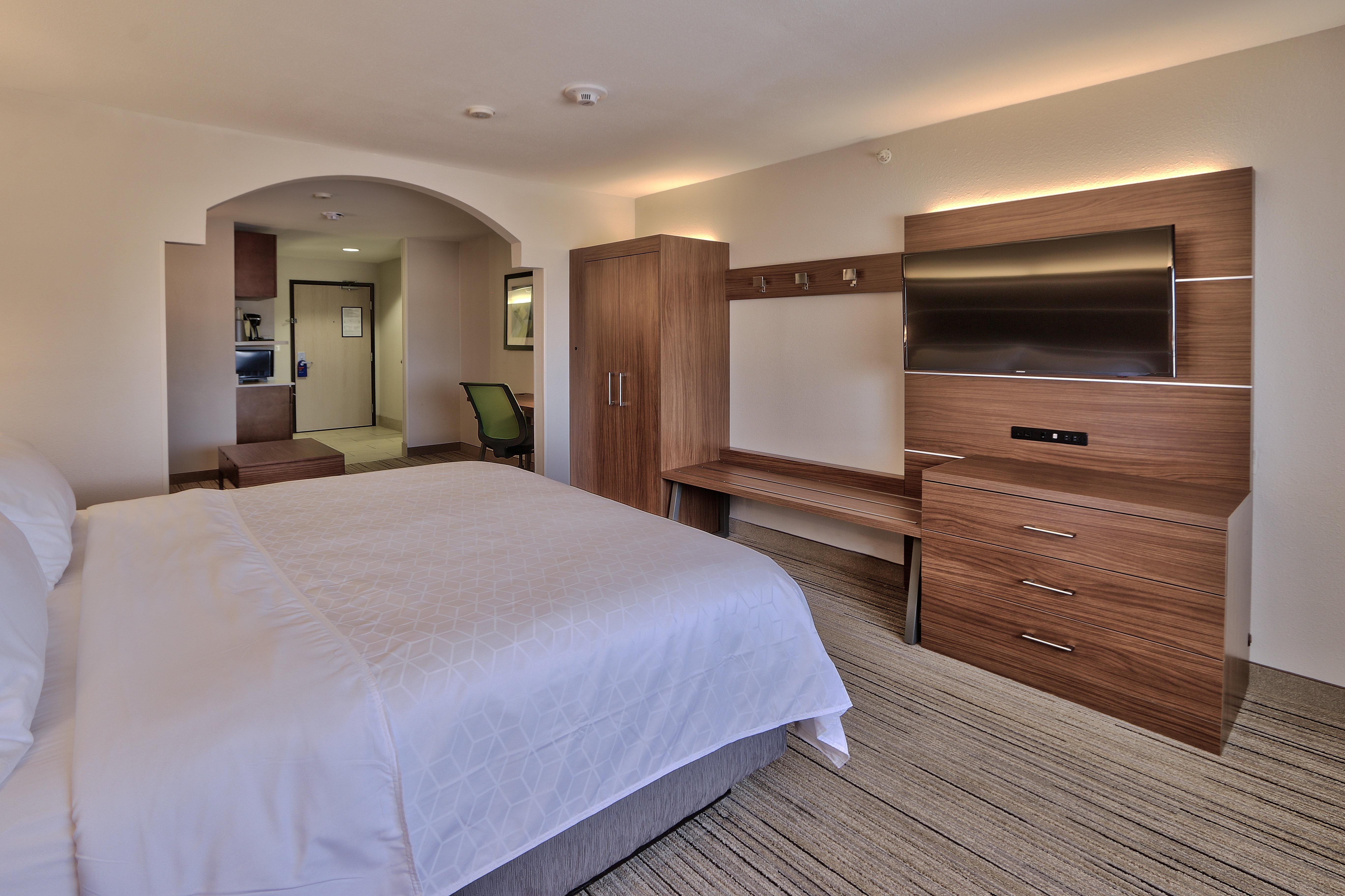 Holiday Inn Express & Suites Portales By Ihg Exterior foto
