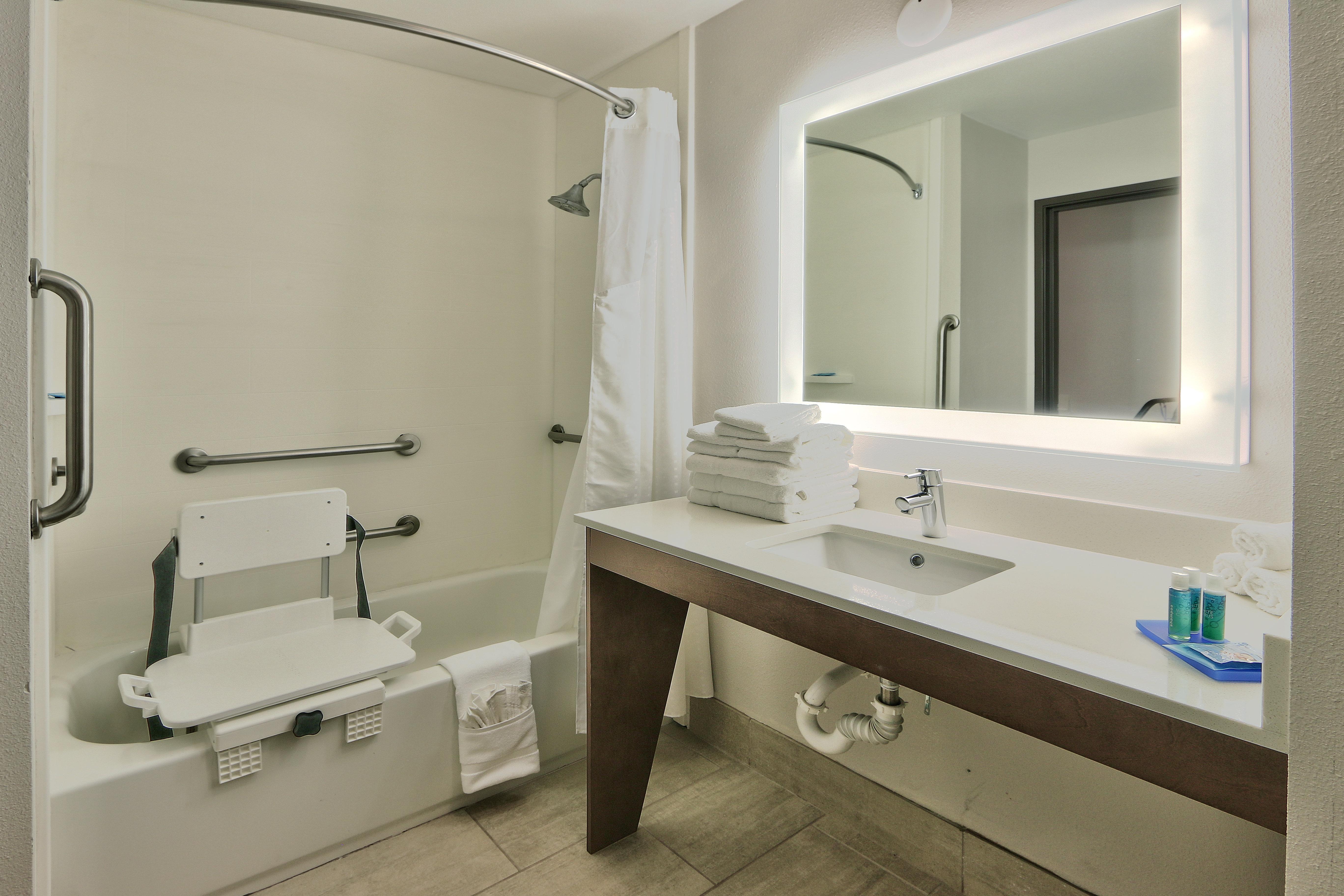 Holiday Inn Express & Suites Portales By Ihg Exterior foto