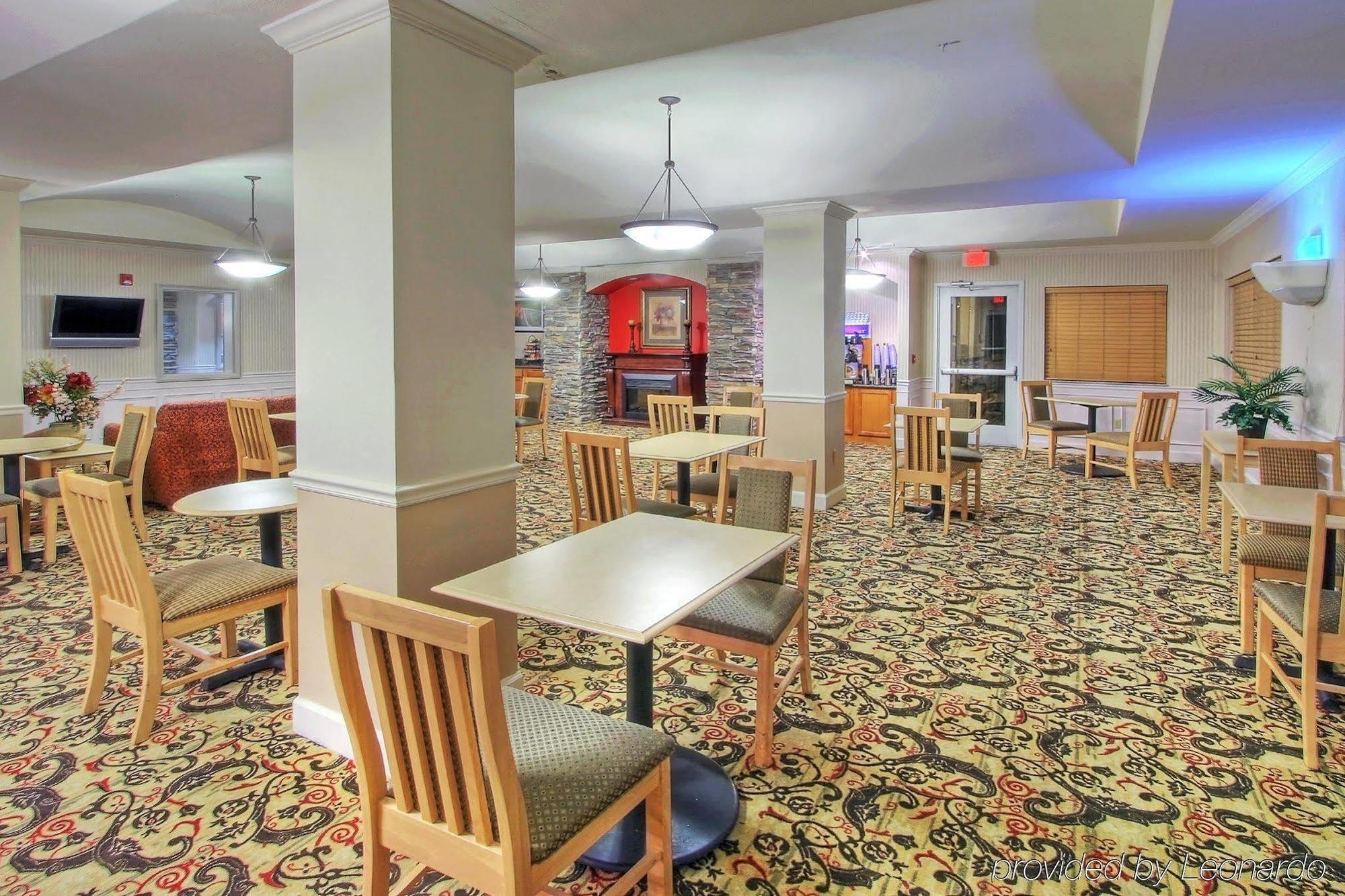 Holiday Inn Express & Suites Portales By Ihg Exterior foto